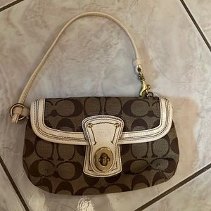Cute used Coach wristlet